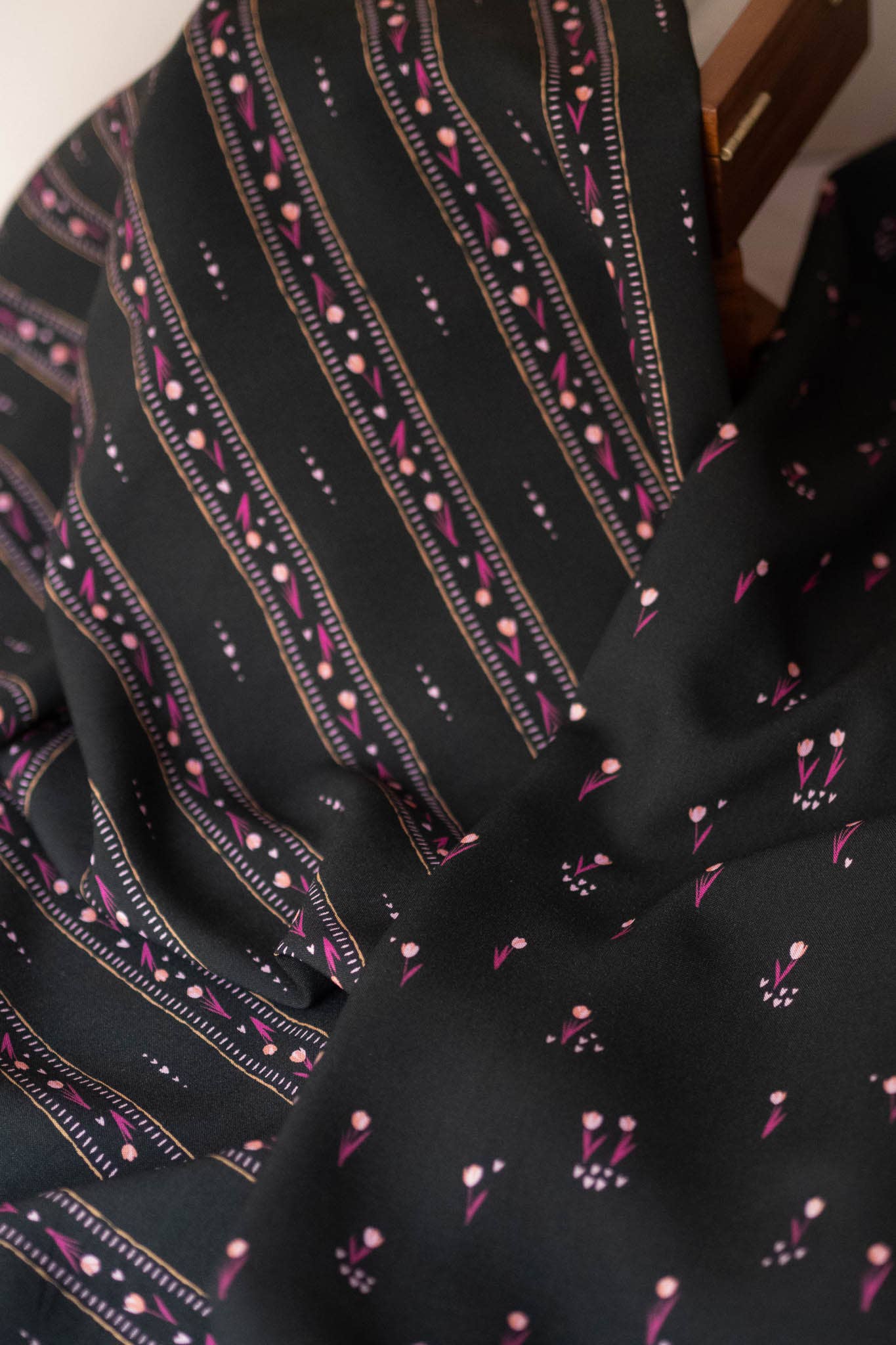 Viscose BLOOM EVERY DAY RAYURES - LISE TAILOR - par 10 cm