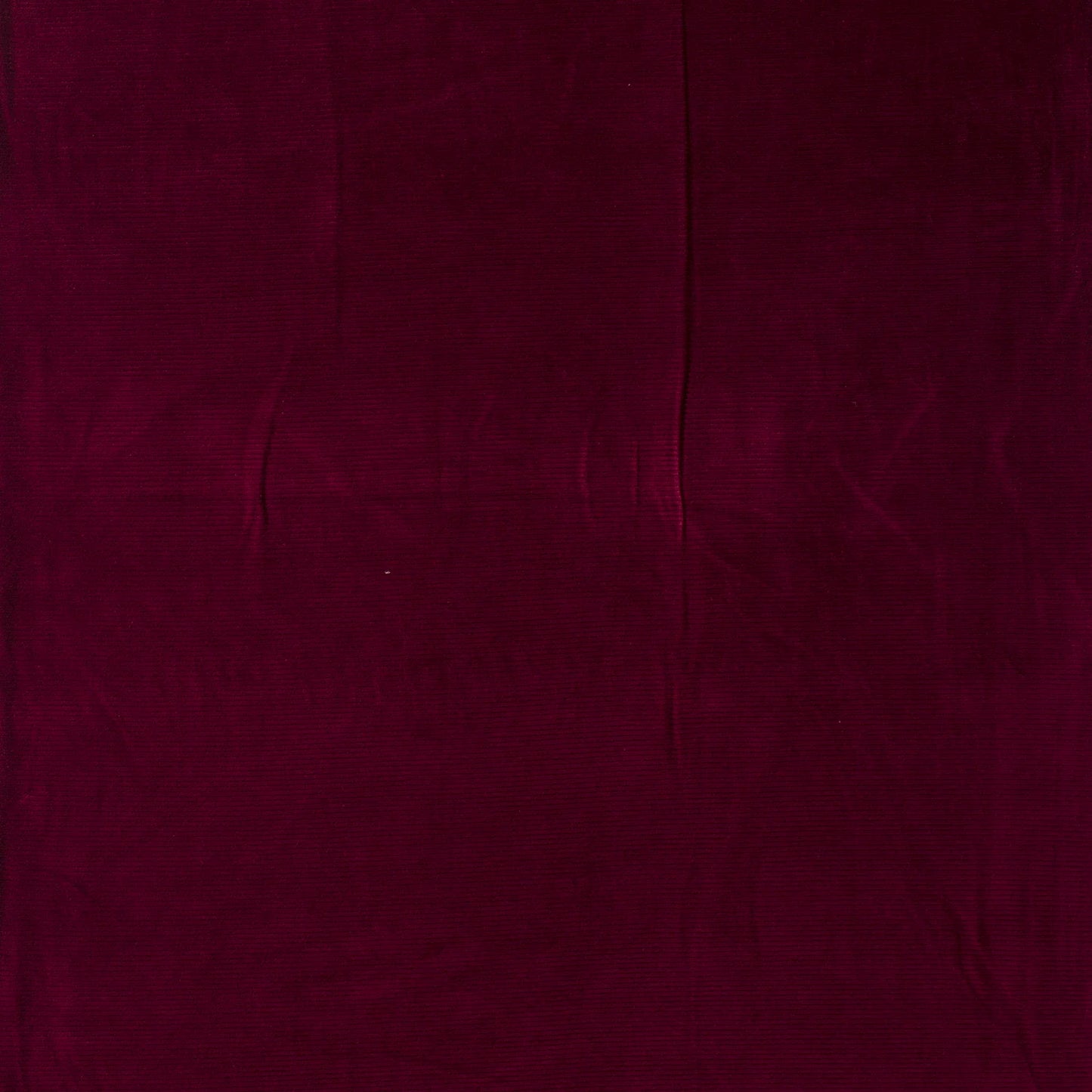 Nicky velours côtelé Bordeaux 10 x 155 cm